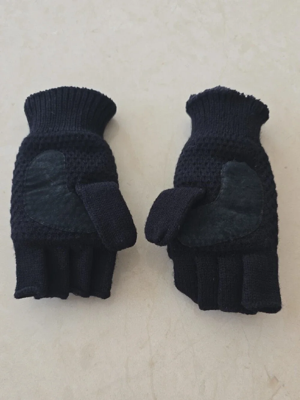 Black Convertible Knit Mittens - Women's Accessories - OS